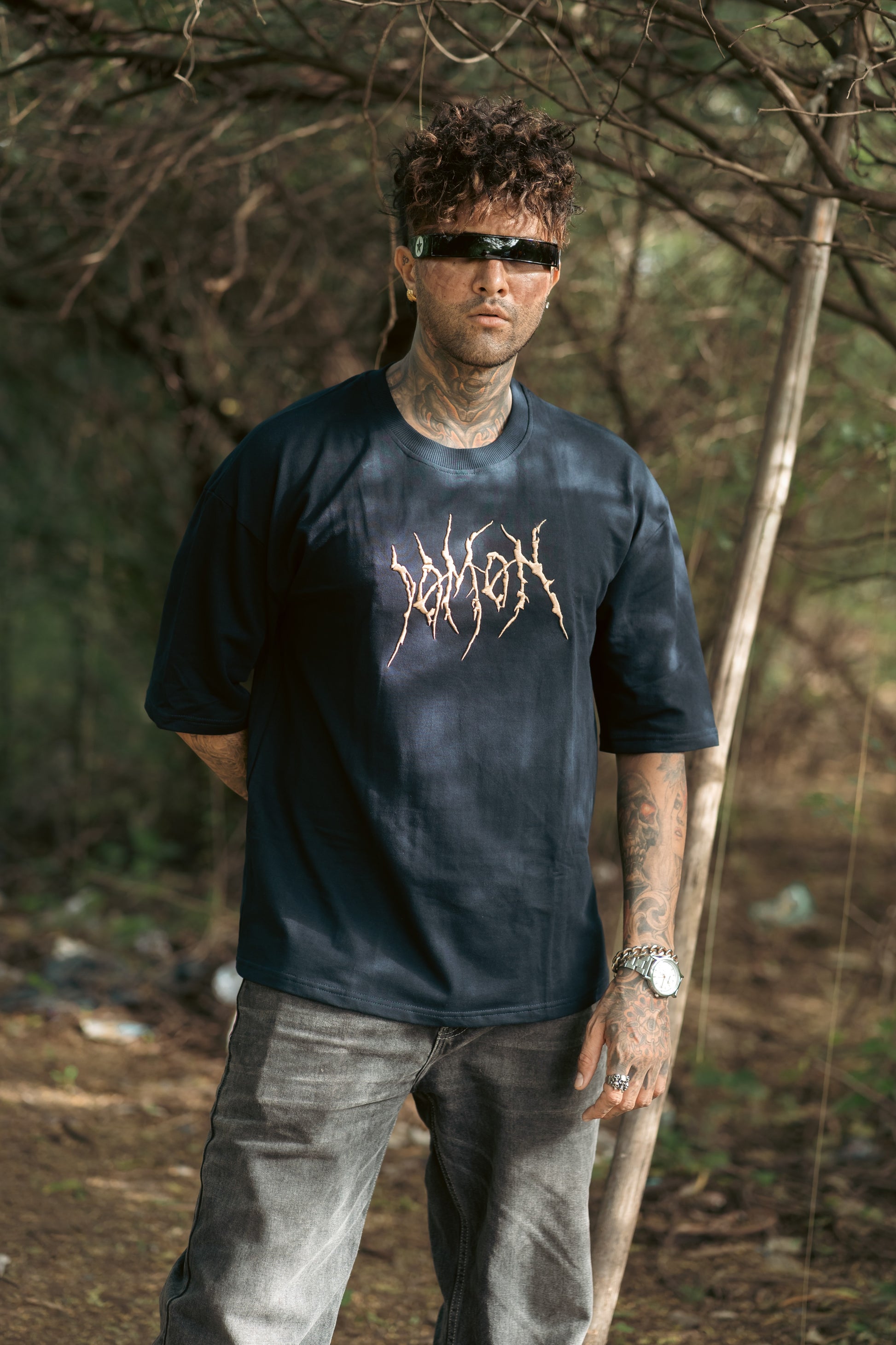 Thorn Script Tee